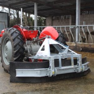 Cheshire Trailers | Horsebox Trailer Hire, Service, and Repairs | Yard Scraper