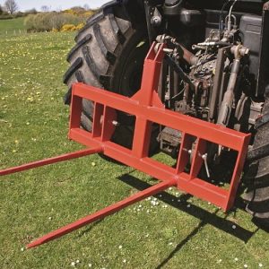 Cheshire Trailers | Horsebox Trailer Hire, Service, and Repairs | Universal Bale Spike